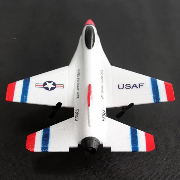 Літак на пульті управління винищувач F16 (FX823) з піноматеріалу