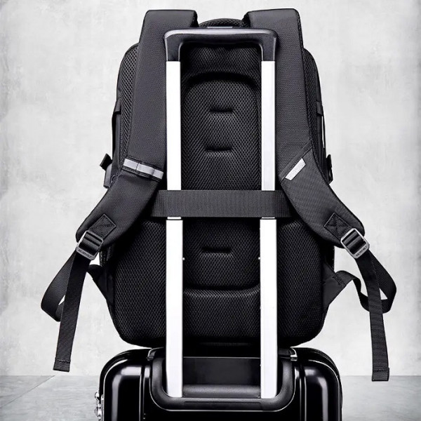 Дорожний рюкзак Golden Wolf GB00444 з тремя відділеннями