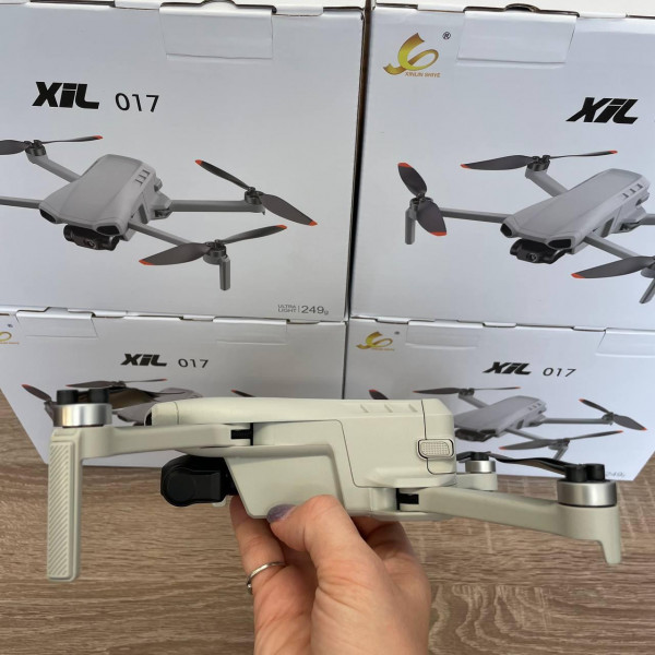 Квадрокоптер XIL 017 с 4K-камерой и 3-осевым подвесом Премиум дрон с 5.5-дюймовым экраном 35 мин. до 6 км